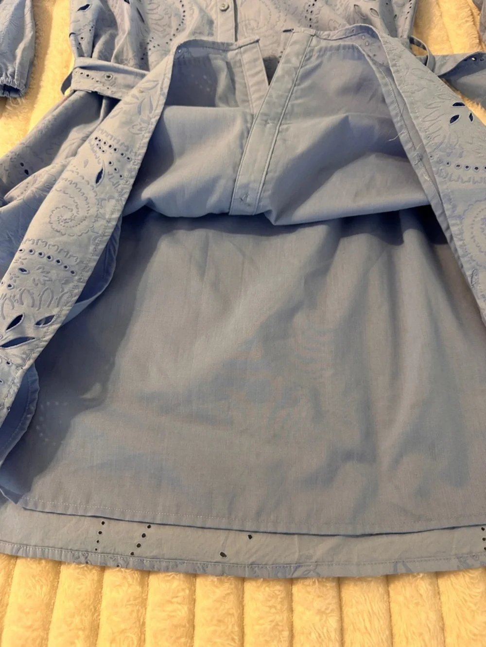 Zara Pale Blue V-Neck Eyelet Dress with Belt - Picture 6 of 9